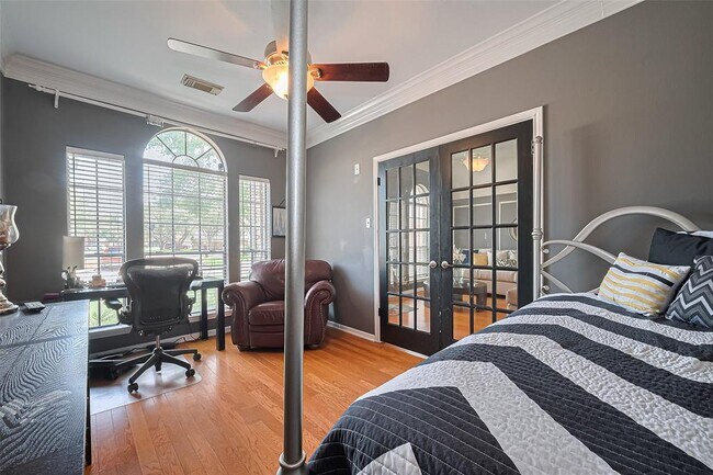 Building Photo - 4502 Twin Elm Dr