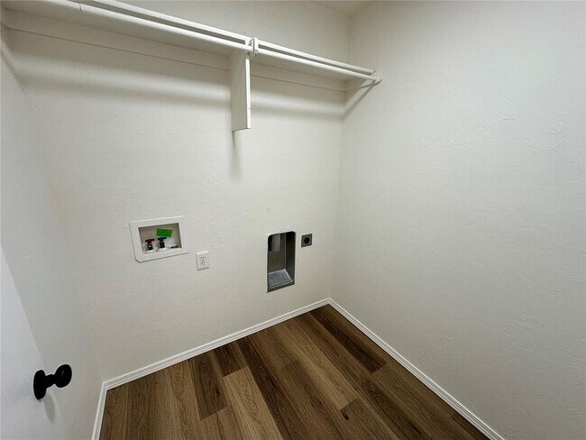 Building Photo - 4613 SE 78th St