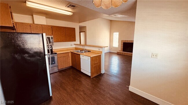 Building Photo - 2685 Bryandouglas Dr