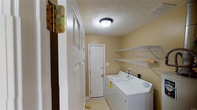 Building Photo - 615 Castle Brook Dr