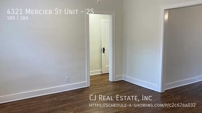 Building Photo - 4321 Mercier St