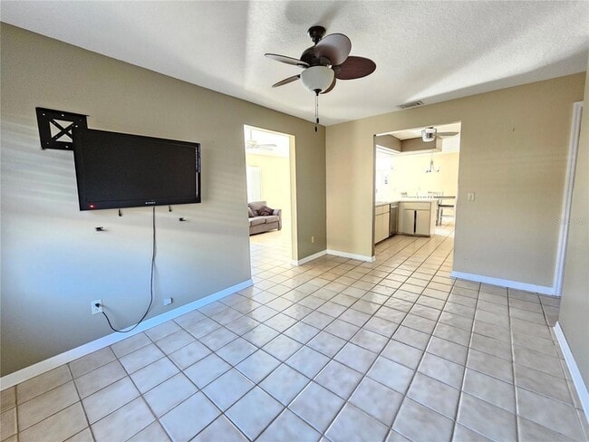 Building Photo - 2088 S Parkton Dr