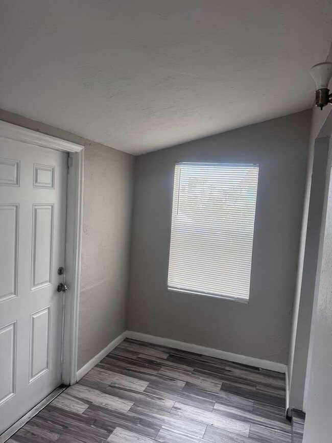 Building Photo - 3309 Avenue S