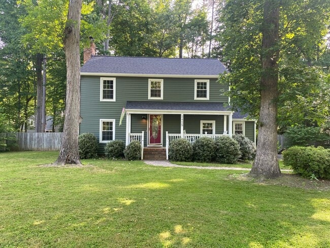Primary Photo - Stunning 3 Bedroom, 2.5 Bath Home in Short...