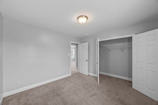 Building Photo - 2907 Judge Manly Dr