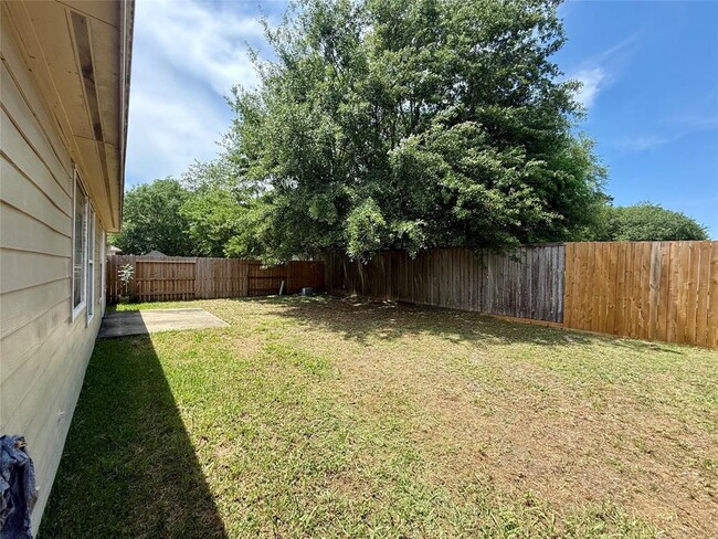 Building Photo - 8810 Ancient Willow Dr