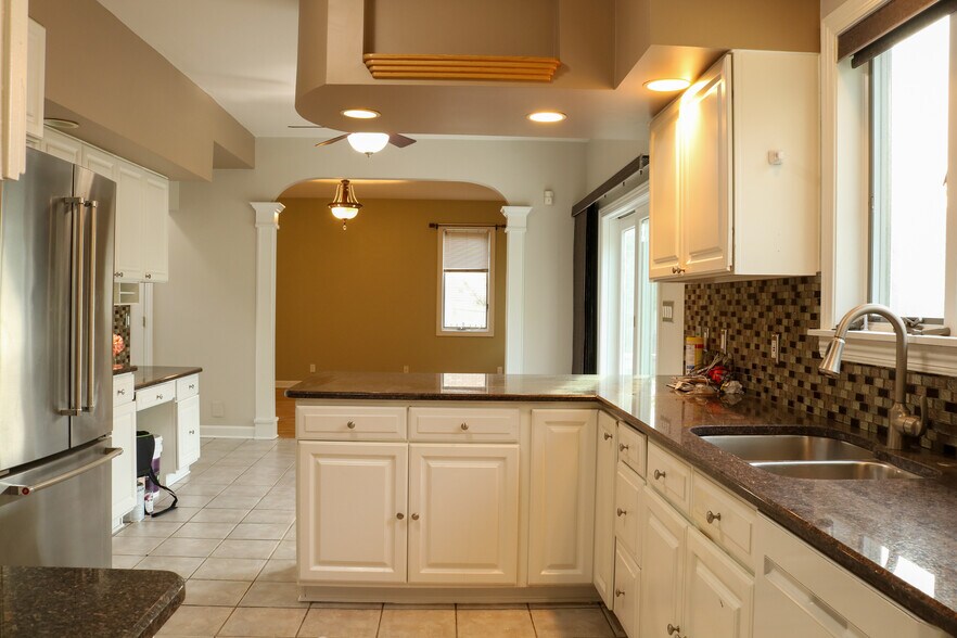 Building Photo - 1621 Santa Ana Ct