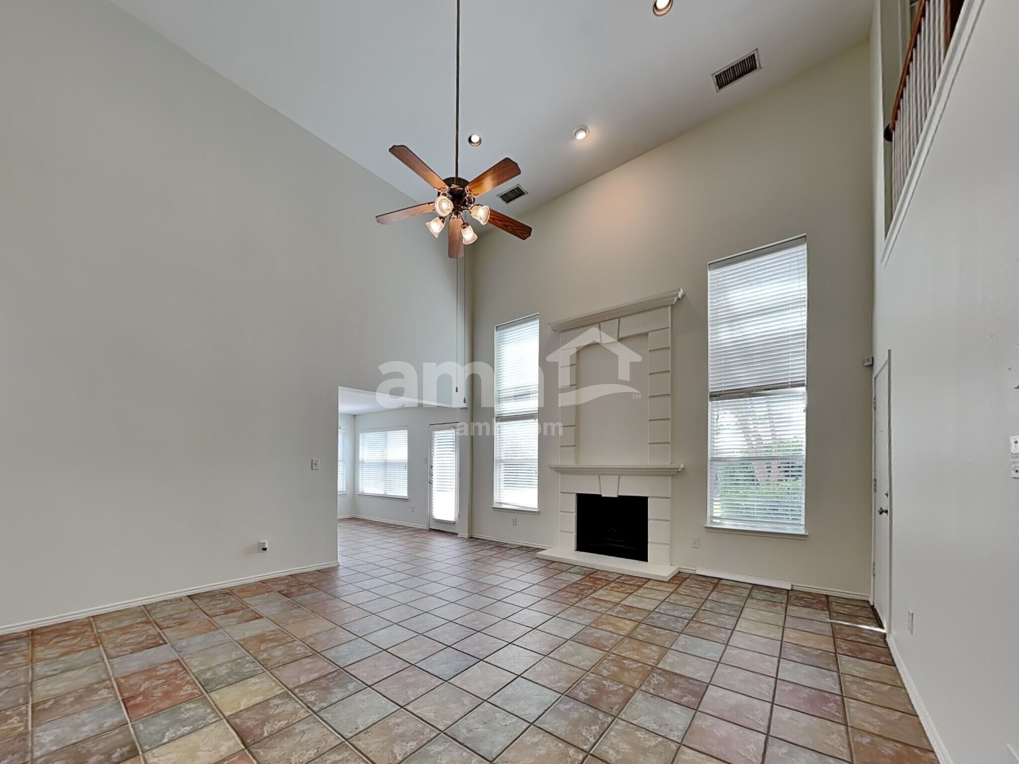 Building Photo - 101 Foxtail Ct