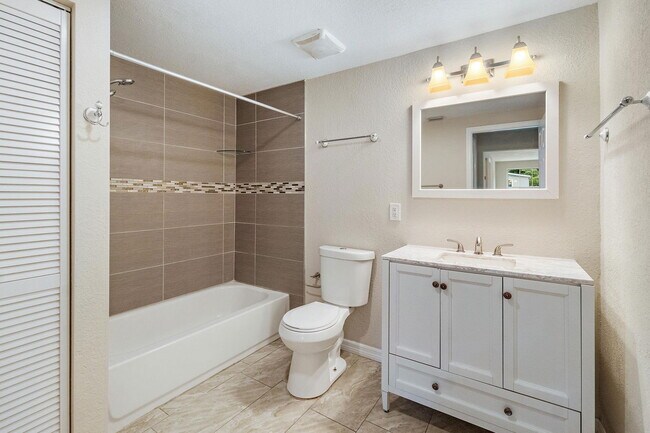 Building Photo - 509 Beverly Ave NW