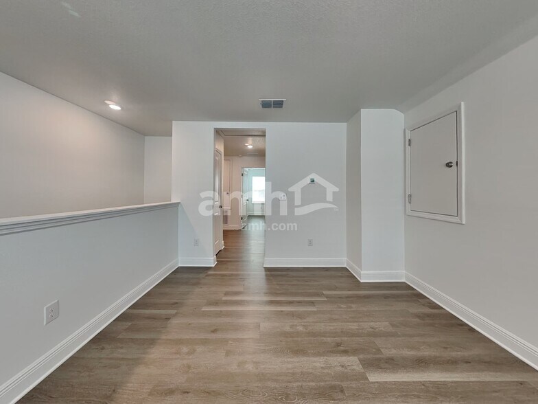 Building Photo - 6450 Atlantic Bch Ave