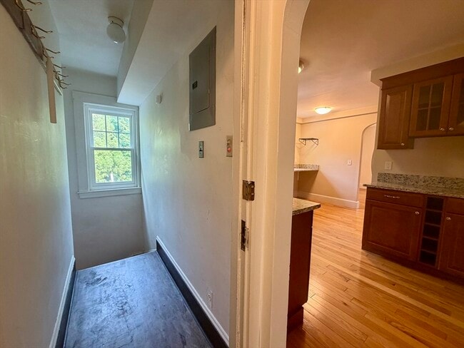 Building Photo - 54 Noble St