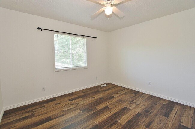 Building Photo - 3169 Fuller Rd