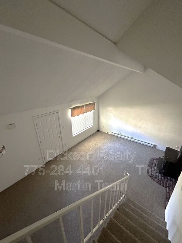 Building Photo - 1706 London Cir