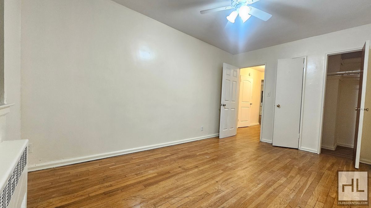 Building Photo - 24 STREET