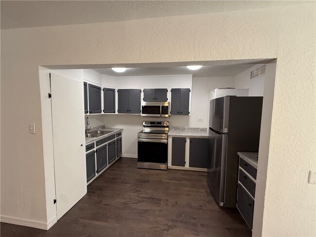 Building Photo - 3810 E John L Ave