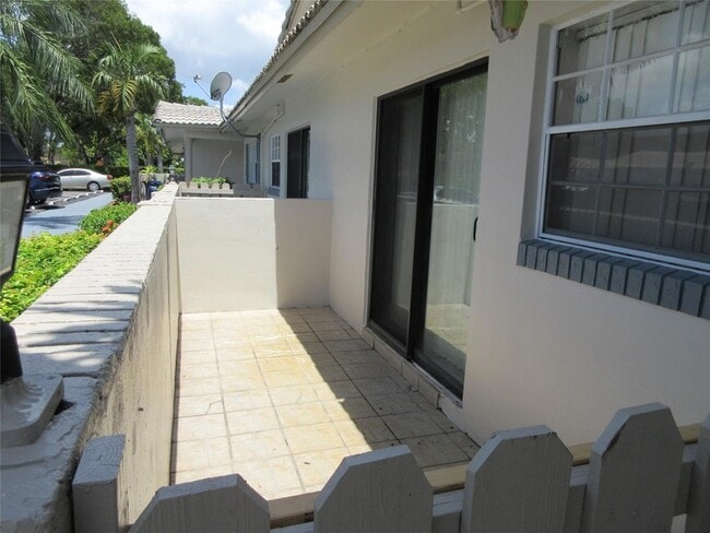 Building Photo - 8601 NW 35th St