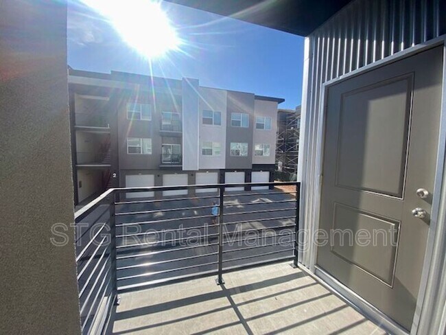 Building Photo - 5801 S Garnet Dr