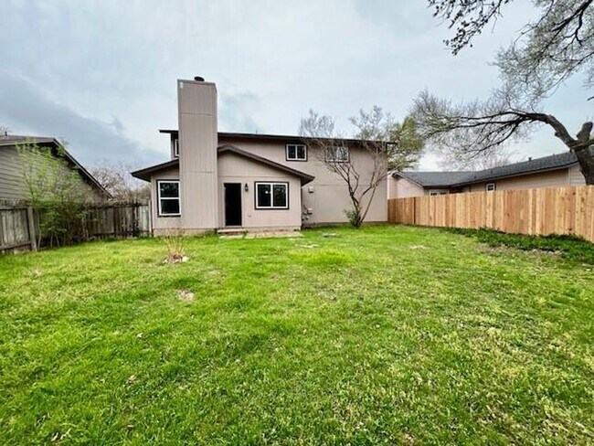 Building Photo - Beautiful remodel in Village at Anderson M...