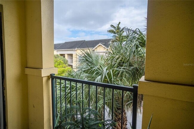 Building Photo - "Stylish 1-Bedroom Apartment with Modern A...