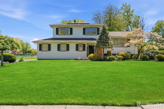 Building Photo - 34 Ventnor Dr