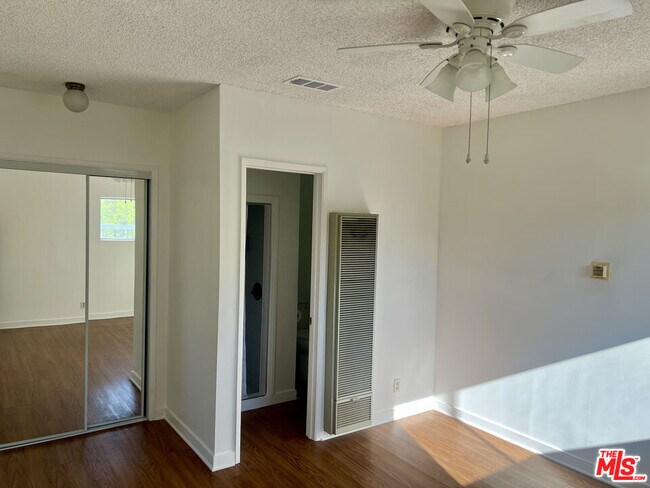 Building Photo - 4316 Perlita Ave