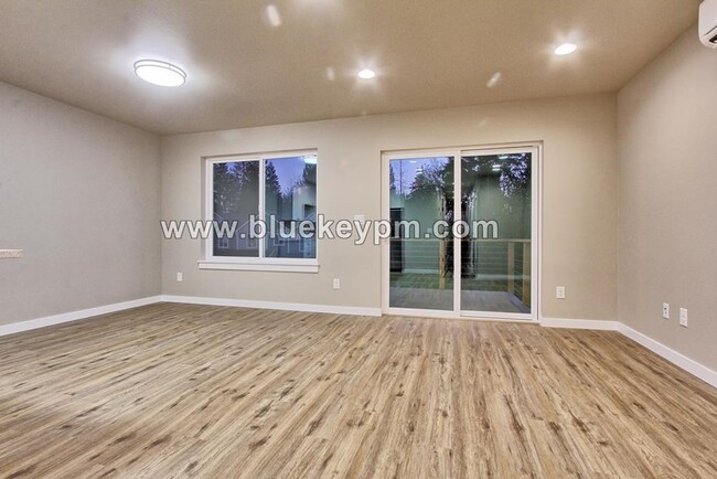 Building Photo - BRAND NEW! Unit 207-B:  3 Bed, 2.5 Bath To...