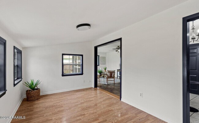 Building Photo - 165 Antigua Dr