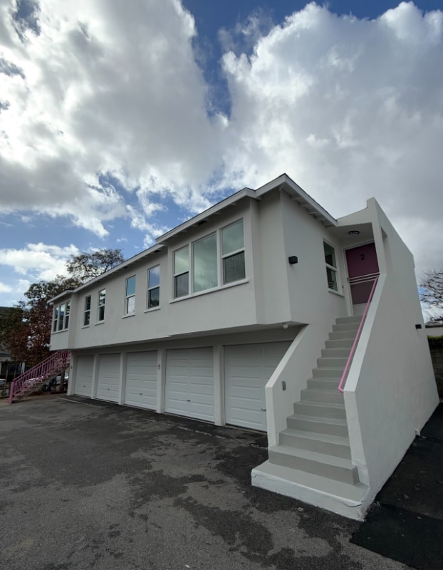 Building Photo - 331 W Windsor Rd