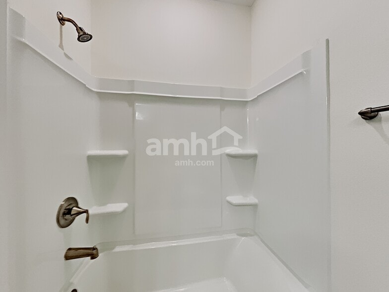 Building Photo - 2806 Wilder Meadows Ln