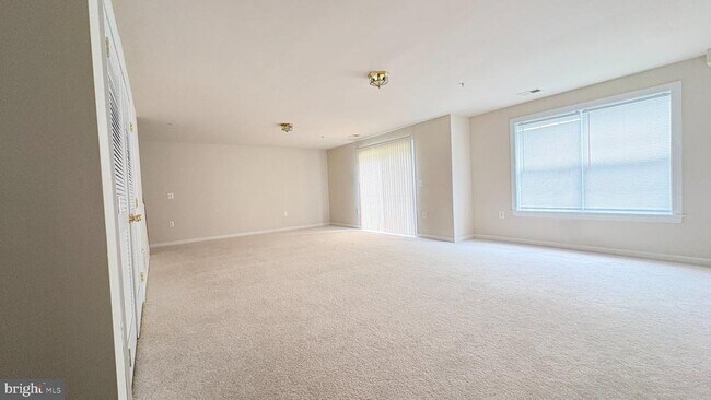 Building Photo - 13563 Davinci Ln