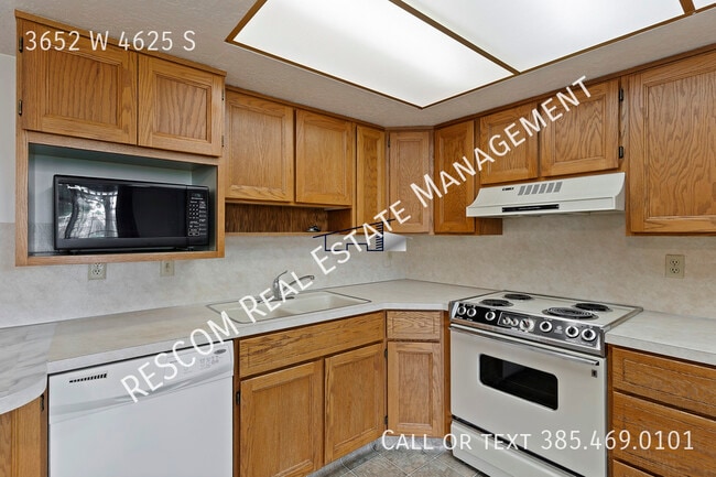 Building Photo - 3652 W 4625 S