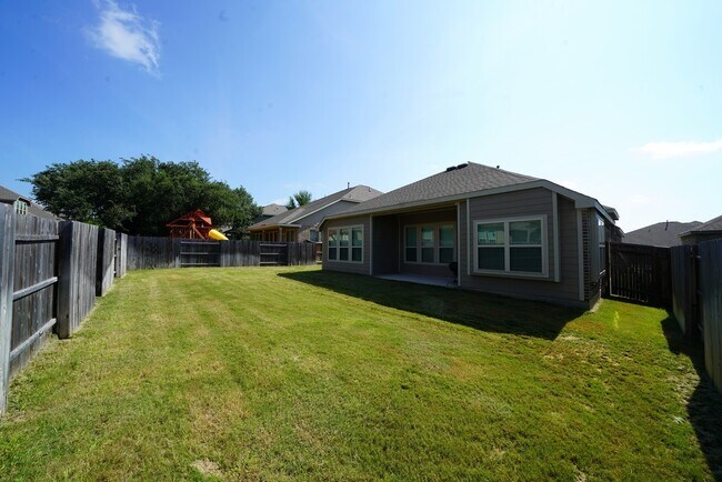 Building Photo - Immaculate First Time Rental in Potranco Run!