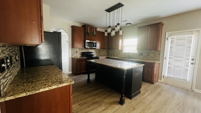 Building Photo - 116 Clearview Ct