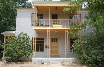 Building Photo - J02