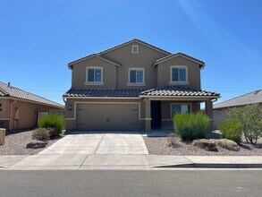 Building Photo - Spacious New-Build Family Home!