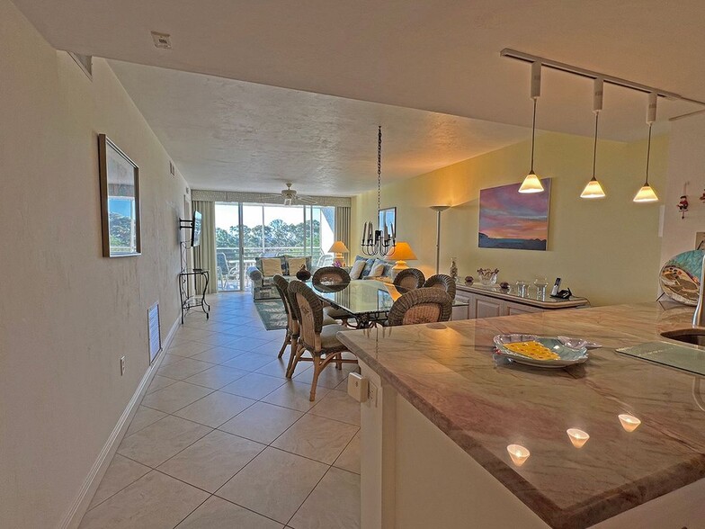 Building Photo - 15191 Cedarwood Ln