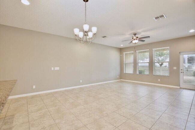 Building Photo - Gorgeous 3/2.5 Modern Townhome with 1 Car ...