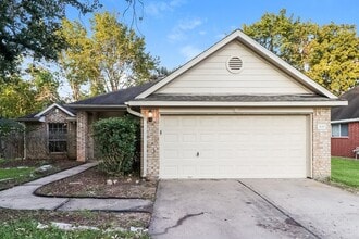 Building Photo - 810 Courtside Dr E