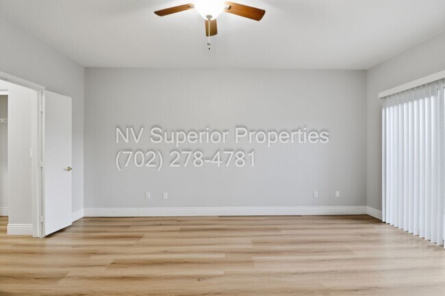 Building Photo - SW!!! 2 Bedroom Condo 1st Floor!! 2 Garage!! Gated!! Community Pool!! Fitness Room!! 2 Primary Be...