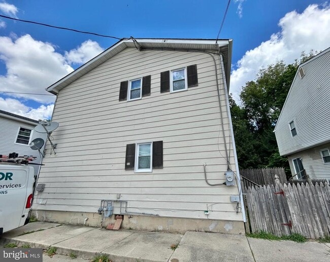 Building Photo - 213-215-215 S Black Horse Pike
