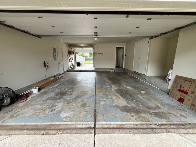 Building Photo - Spacious 4 bed 2.5 bath in Union Schools