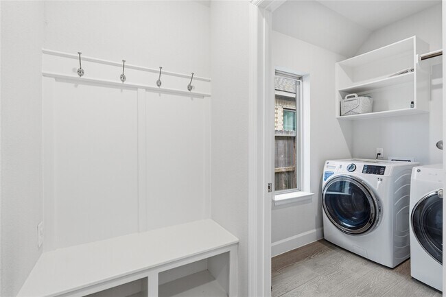 Building Photo - 29427 Mesquite Oaks Dr