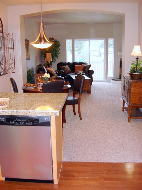 Building Photo - 3BDRM 2.5BTH Condo Duplex, Attached Garage...