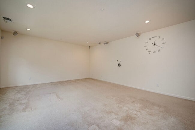 Building Photo - 1175 Dartmouth Cir
