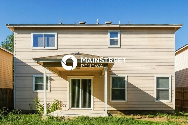 Building Photo - 3 Bedroom Pet-Friendly Home in San Antonio, TX with Main Street Renewal
