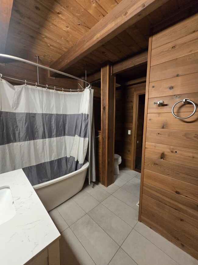 Building Photo - Charming 2-Bedroom Retreat in Ferndale