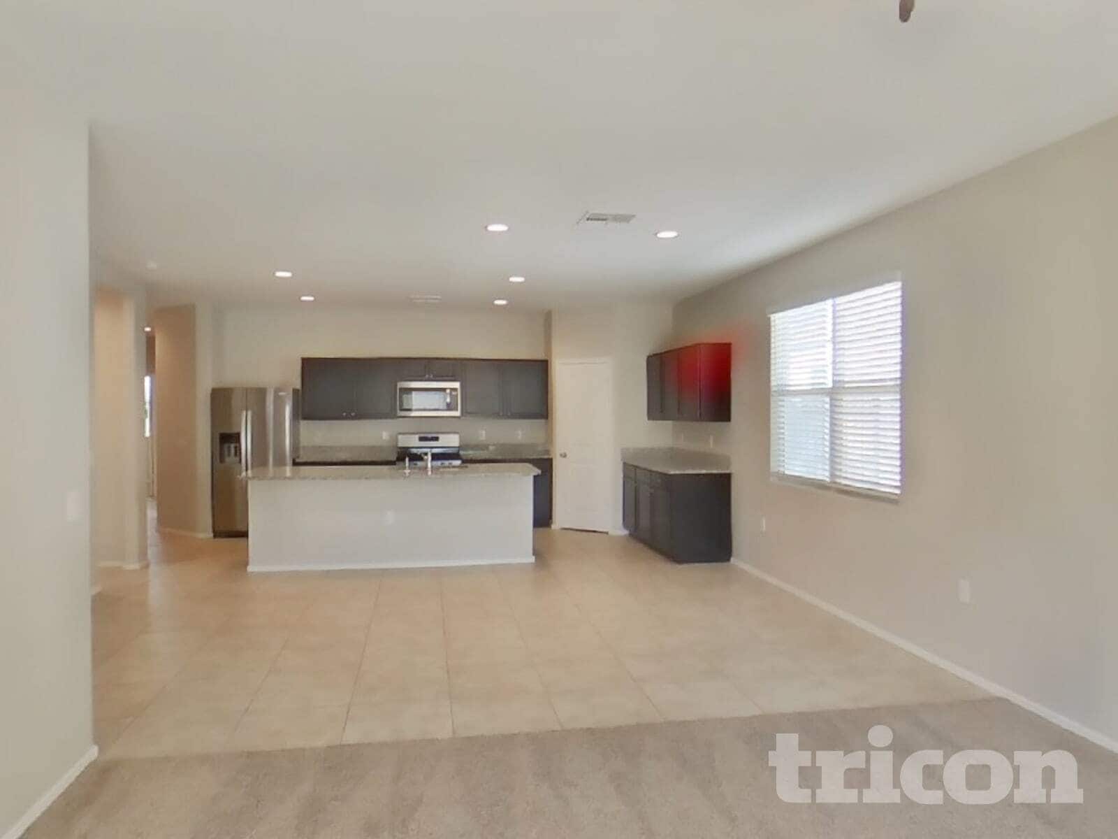 Building Photo - 30962 W Cheery Lynn Rd