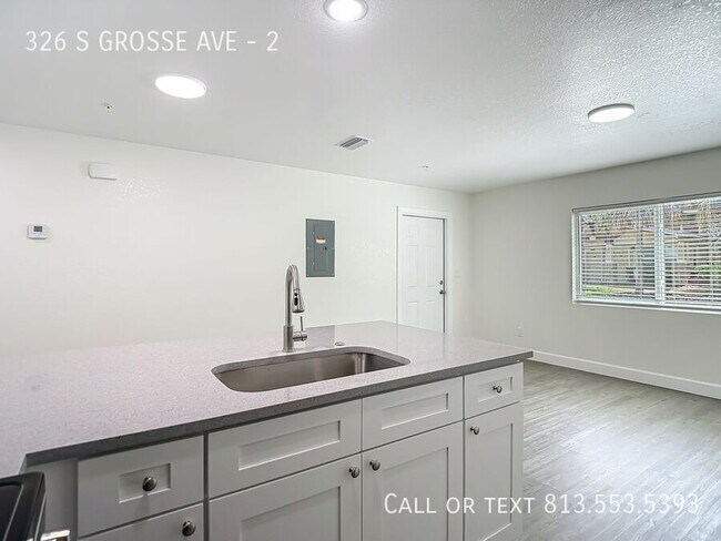 Building Photo - 326 S Grosse Ave