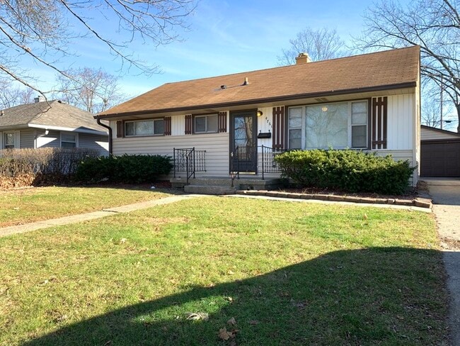 Building Photo - Gorgeous Ranch Home in Lawrence Township