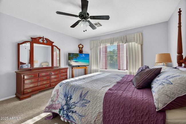 Building Photo - 1831 E Lindrick Dr